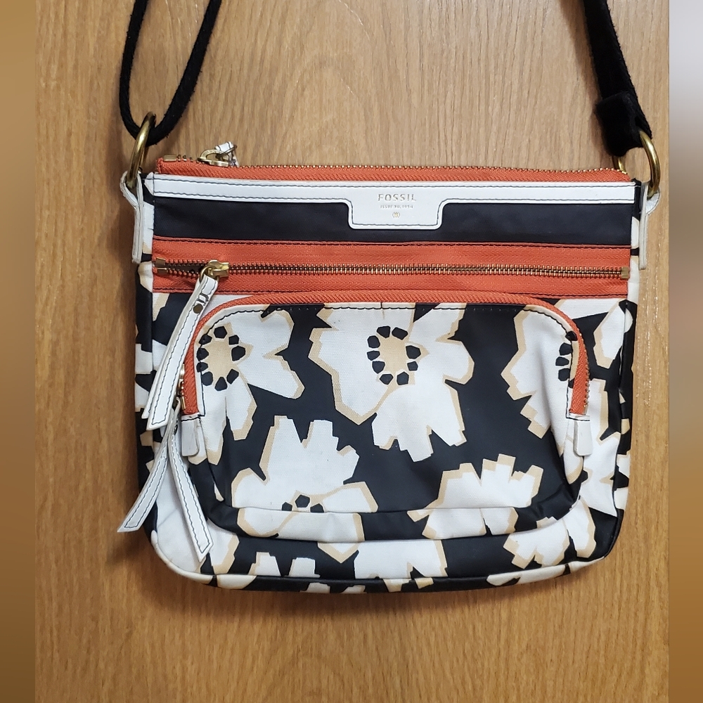 Fossil floral crossbody